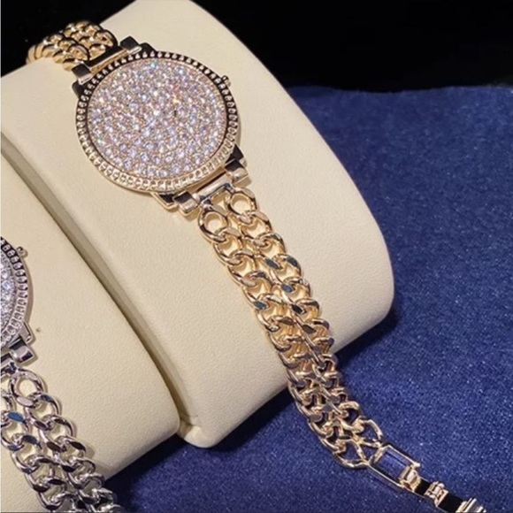 New Gold Bold Face Pave Crystal Bracelet - Picture 3 of 8